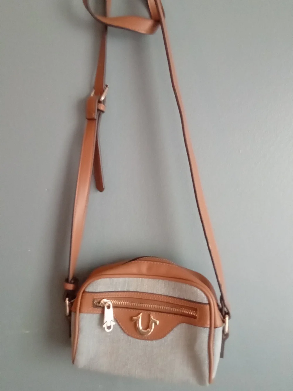 True Religion Crossbody Camera Bag‎ Brown Denim Gold Horseshoe Logo Messenger